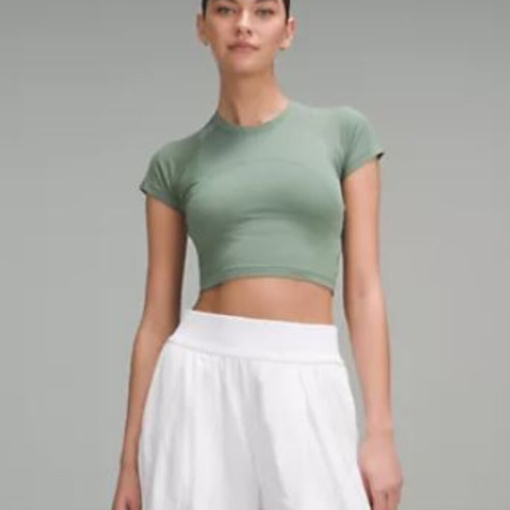 Lulu Cropped Swiftly